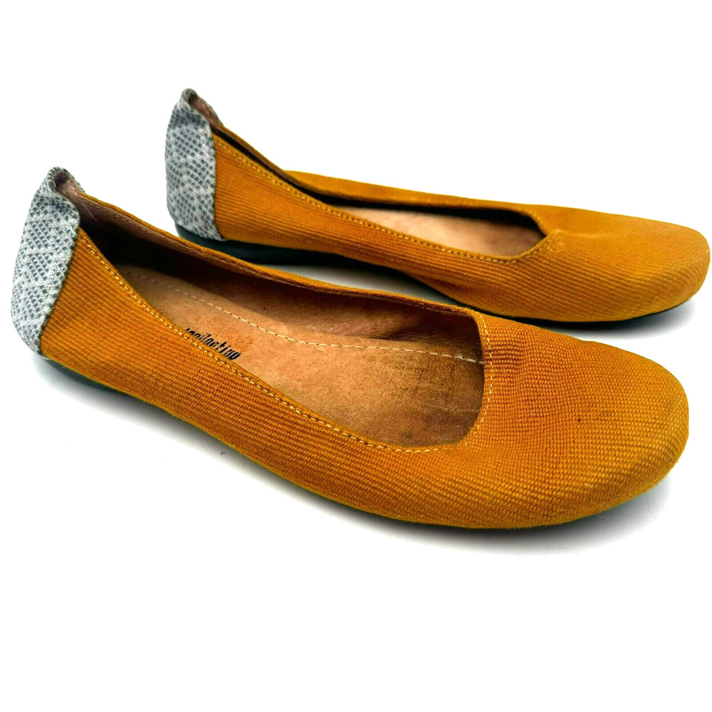 THE ROOT COLLECTIVE Women's size 8 Honey Mustard Yellow Gray Flats Shoes